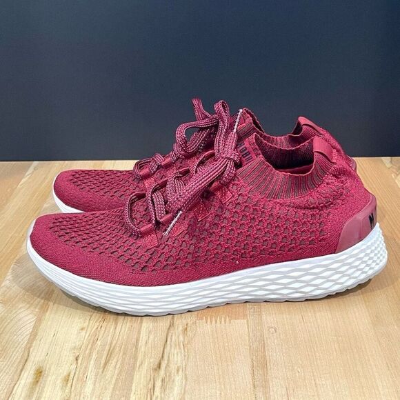 NOBULL Crimson Mid-rise diamond Knit Runners. RARE! Perfect condition. Soft ankl main image 9